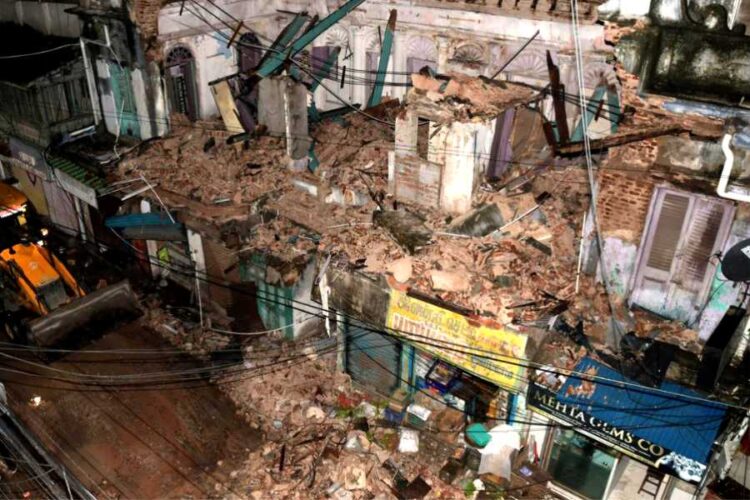 100 year old building collapse, Minister ordered to examine old buildings in Chennai