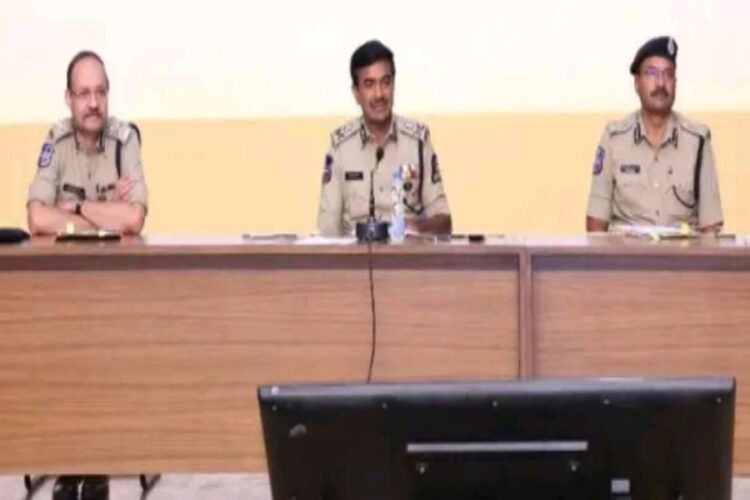 Hyderabad CP gave awareness on legal use of weapons