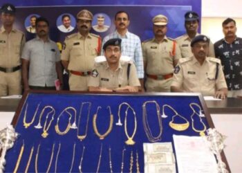 AP Police cracks a huge theft case having no clues