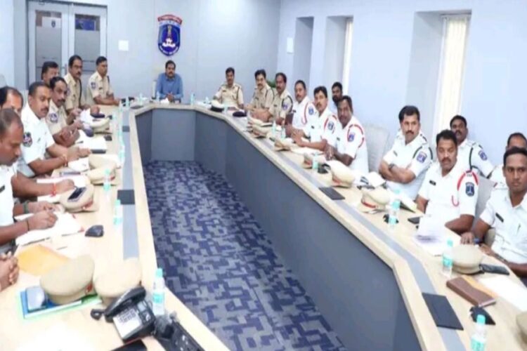 Cyberabad CP conducted traffic review meeting