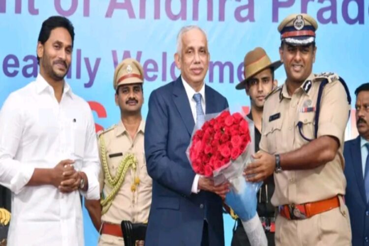 New Governor Welcomed by City Police Commissioner