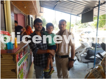 Police reunites lost girl with father