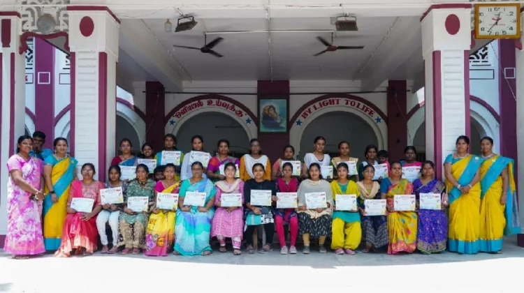 A grand painting competition held in Madurai, children are excited