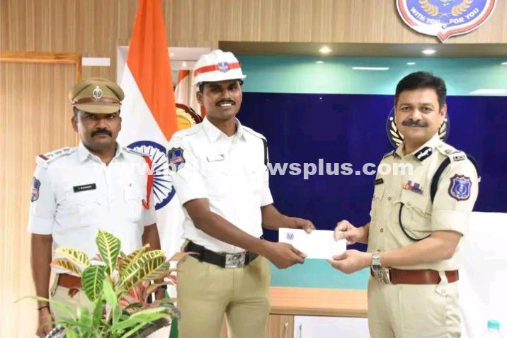 Efficient Traffic Officer Honored