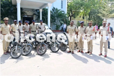 11-member gang arrested