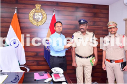 జగిత్యాల జిల్లా కానిస్టేబుల్ను హెడ్ కానిస్టేబుల్గా పదోన్నతి పొందినందుకు SP. సన్ప్రీత్ సింగ్ శుభాకాంక్షలు తెలియజేశారు.