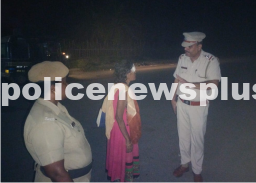 Police Reunite Disturbed Woman with family