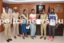 Police Commissioner Congratulates winner in athletics