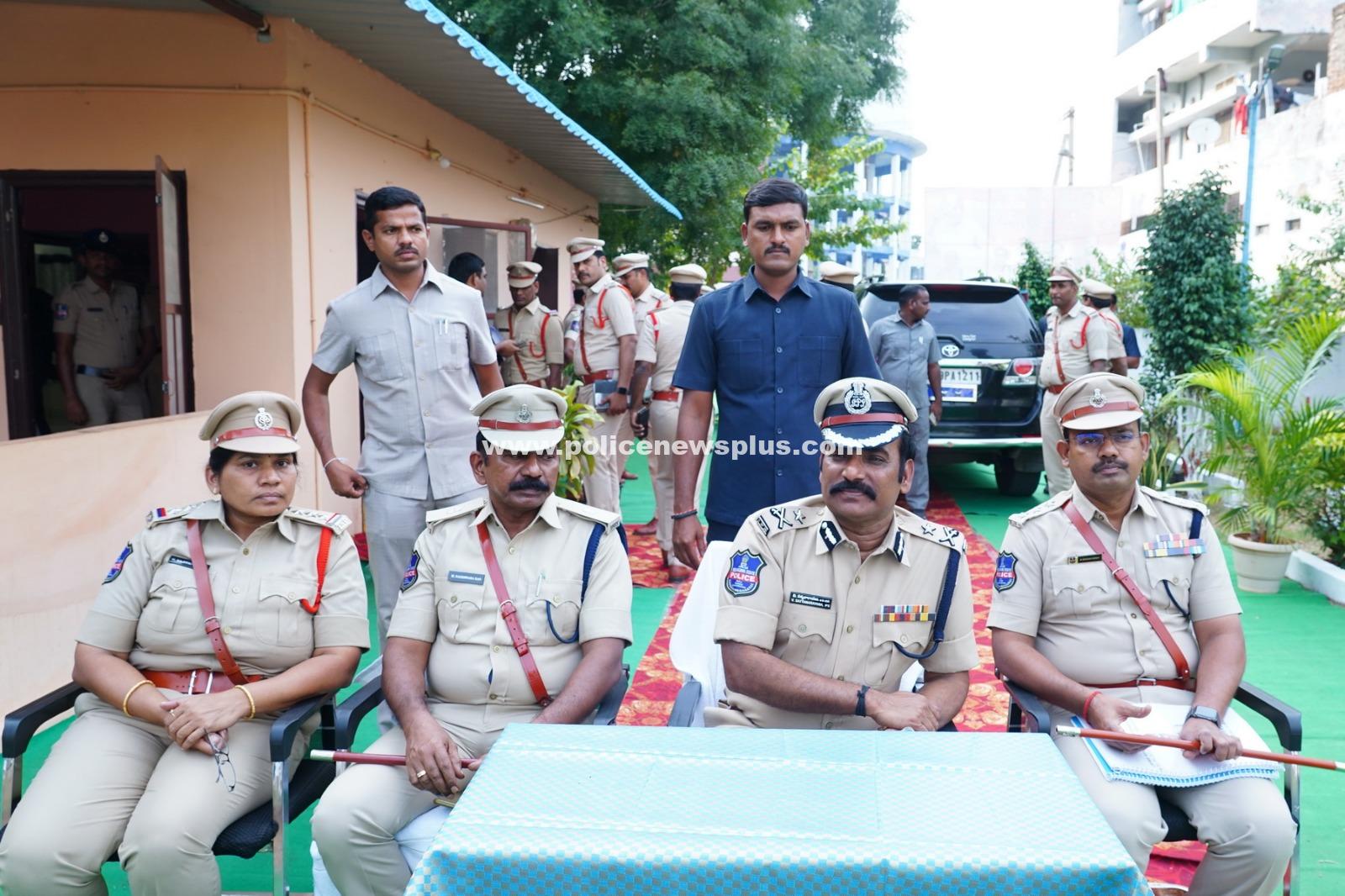 Police Coordination on Border