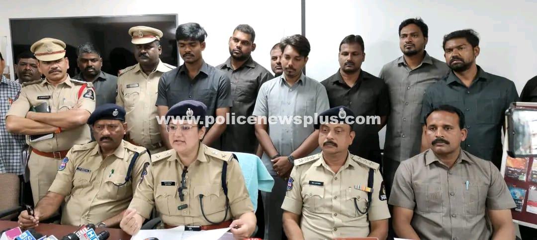 Inter-State Gang Busted, 3 arrested