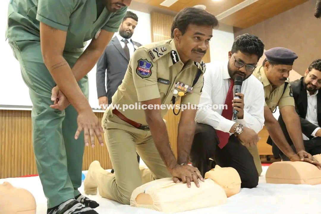 CPR Training for Police