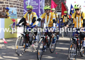 Kerala Extends a Grand Welcome to CISF Cyclothon 2025!