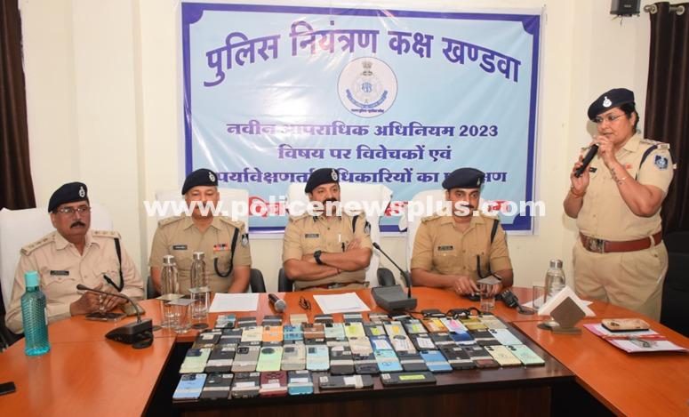 Khandwa Police Recover 73 Lost Mobiles