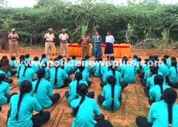 Police Empower Girls with Martial-Arts