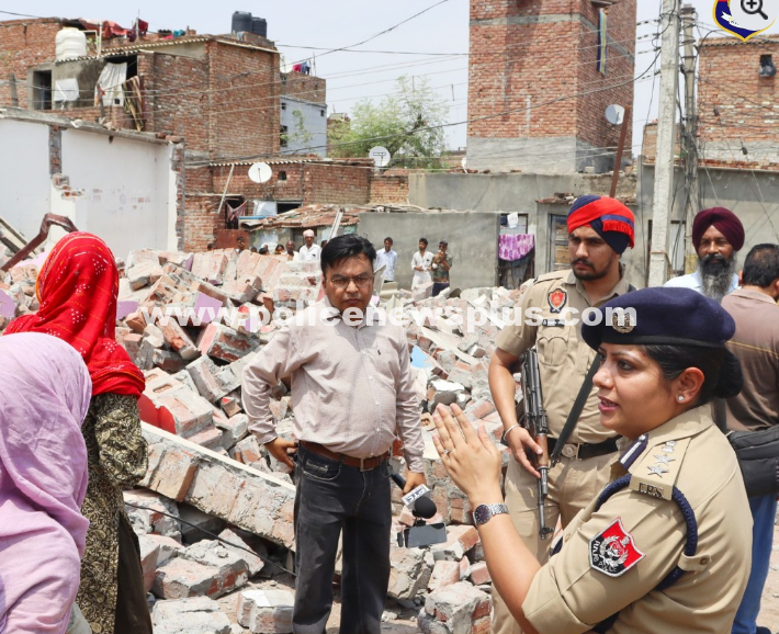 Police-BDA Act against Drug Peddlers