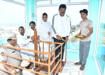 Bay Watch Tower Boosts Tourist Safety