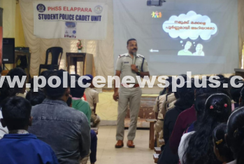 Idukki Police Hold Anti-Drug Class Under Campus Beats