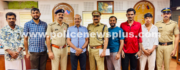 Kasaragod Cyber Cell Recovers Lost Phones