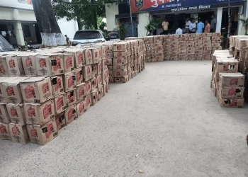 Siwan Police Seize 5797L Liquor, Nab Two