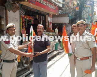 Delhi Police Promote Har Ghar Tiranga