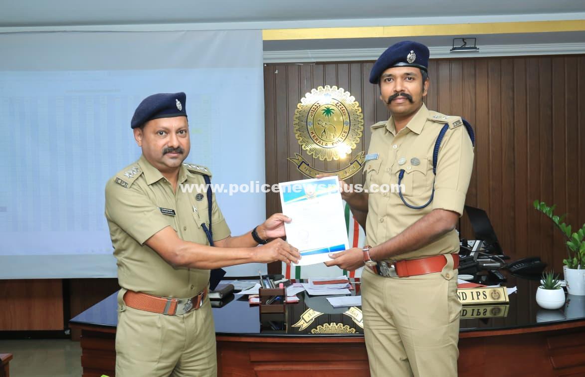 Pathanamthitta Police Rescue Missing Family