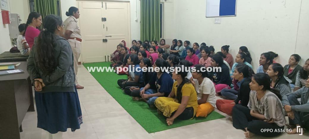 Police Raise Awareness in Girls’ Hostels