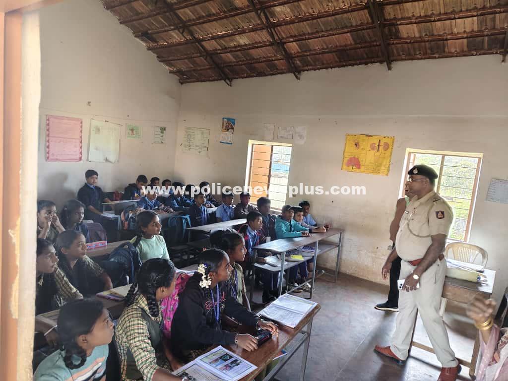 Aldur Police Conduct School Awareness