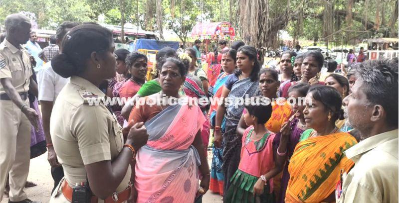 Police Raise Awareness among Students