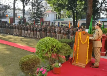 Uttarakhand DGP Hoists Flag, Honours Police Personnel