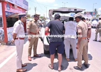 Commissioner Conducts Surprise Check post Inspection