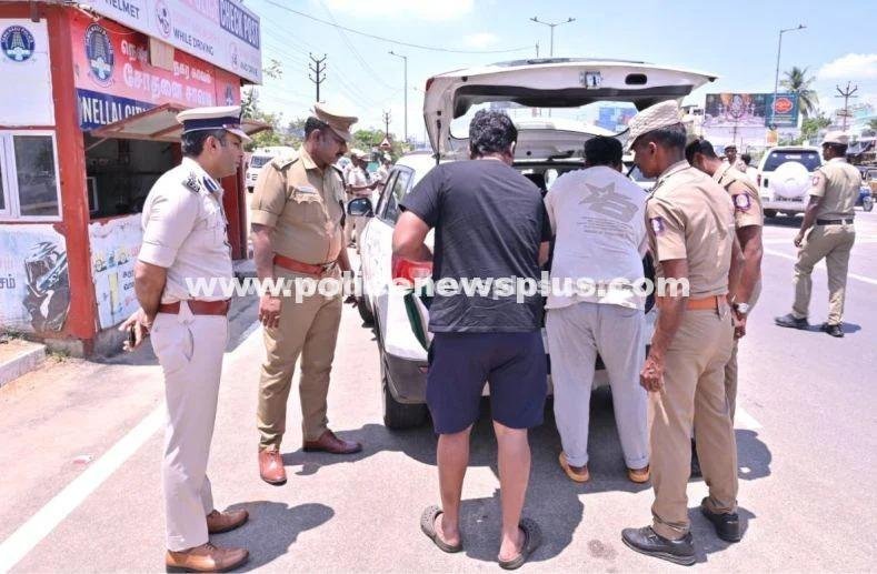 Commissioner Conducts Surprise Check post Inspection