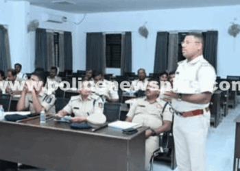 Senior Officers Review Duty Deployment