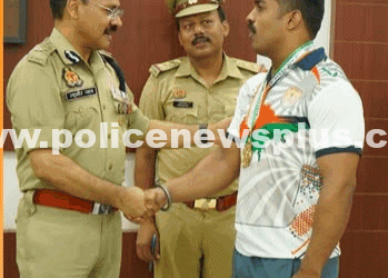 UP Constable Wins Weightlifting Gold