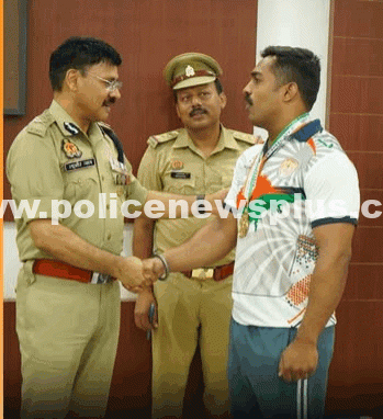 UP Constable Wins Weightlifting Gold