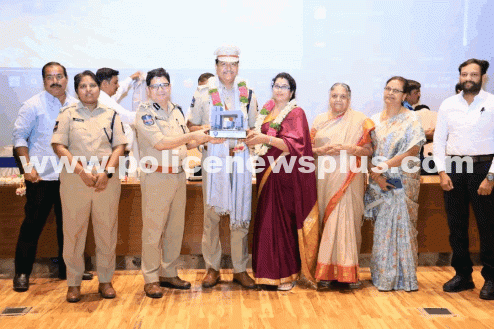 Hyderabad Police Honor Retiring Officers