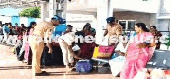 Intensive Security Checks at Stations