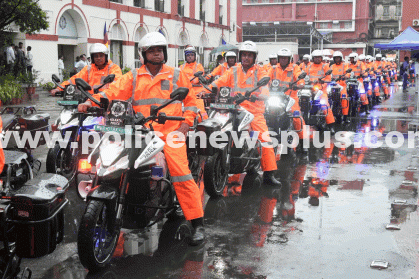 Kolkata Police Flag Off 60 Electric Motorcycles