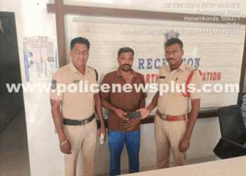 Hasanparthy Police Recover Lost Mobiles
