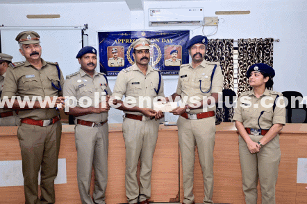 Pathanamthitta Police Honour 40 Outstanding Contributors